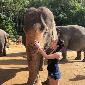 Meet your Posher, Ana